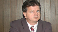 Bogičeviću fotelja, Odoviću kormilo