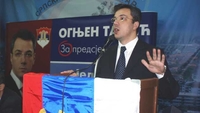 Kandidat SDS-a Ognjen Tadić sa Modričanima 