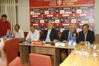 Antić i zvanično