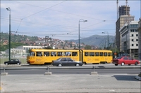 Nepoznati napadač ranio starca u tramvaju