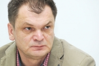 Goran Petrović: Knjiga treba da udari čitaoca