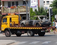 Vozač izgorio u ford fijesti