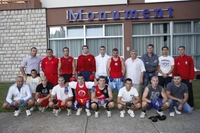 Pomažu i Crnogorci