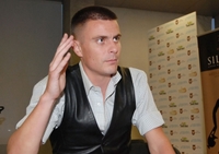 Vuk Kostić: Neprijatelj moja šoljica čaja 