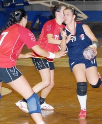 Dame u borbi za trofej
