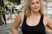 Marina Perazić - Gej ikona Srbije za 2011. godinu
