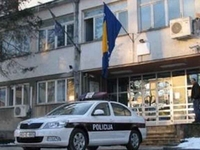 Policija ostavlja poruku, a “pauk” odvozi vozilo