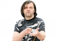 Kusturica: Jelena, ženi se ili idi u vojsku!