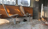 Vandali kamenovali đački autobus