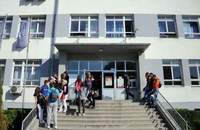 Zbog jedinica lažno prijavio bombu u školi