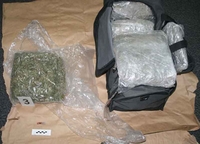 Akcija “Singum”: Uhapšen tri lica, pronađena droga i eksploziv
