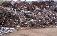 Maloljetnik krao metalne predmete