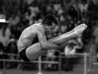 Preminuo bivši olimpijski šampion u skokovima u vodu Mark Lenzi