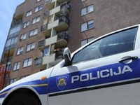 Goli napali tridesettrogodišnjaka