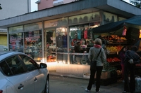 Opljačkali kineski šop
