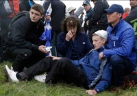 Golfer udario gledaoca lopticom, dao mu rukavicu VIDEO