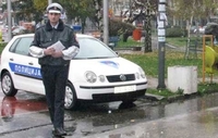 Teže povrijeđen vozač opel korse