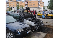 U požaru oštećen sitroen Unikredit banke