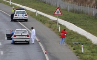 Leš raskomadan na autoputu FOTO