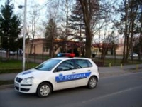 Dvije osobe povrijeđene u ford eskortu 