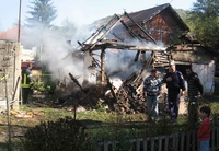 Invalid izgorio u kući
