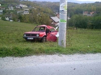 Hadžići: Automobilom udario u betonski stub i poginuo