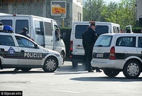 Navijači “Borca” na utakmicu otišli pod pratnjom policije FOTO