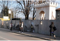 Vandalizam: Priveden zbog rušenja ograde oko Ferhadije