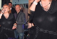 Zorica Marković pokazala grudi