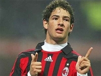 Milan već “uklonio” Pata sa sajta