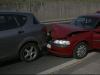 Povrijeđen u sudaru tri automobila