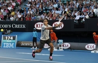 Tomić namučio Federera