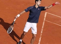 Novak i Viktor završili trening, meč se igra