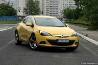Опел Astra GTC 1.6 Спорт