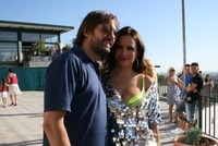 Severina i Milan Popović uslikani ispred njenog stana u Zagrebu 