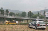 Grupa mladića u Zenici gađala kamenicama navijače Hajduka