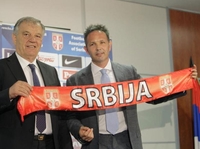 Karadžić i Mihajlović vode Srbiju u propast