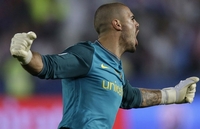 Valdes postaje najplaćeniji golman u istoriji fudbala?!