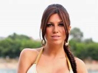 Stanija bez majice