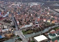 Kosovska Mitrovica: Mladić izboden nožem