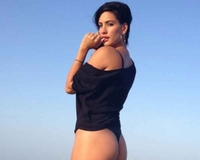Nevena: Marijana, što ne budeš glumica