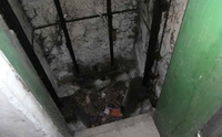 Propala kroz otvor lifta i poginula