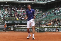 Novak se mučio, ali prošao do Hasa