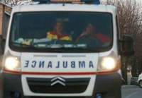Troje ljudi povrijeđeno u tri udesa tokom noći