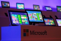  Microsoft дијели Outlook бесплатно