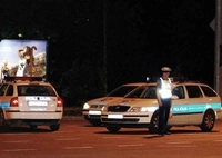 Policajac automatskom puškom ubio bivšu ženu i njenog partnera