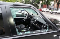 Miloradu Čaviću demolirali auto 