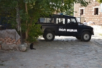 Snaha gurnula svekra i svekrvu sa terase
