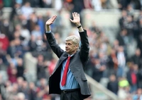 Venger i Arsenal pregovaraju