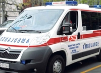 Beograd: Preminula žena koja se spalila pred djecom
